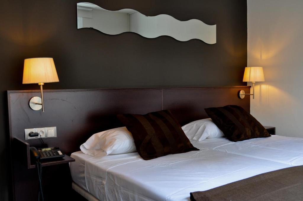 Hostal La Rotonda Ourense Værelse billede