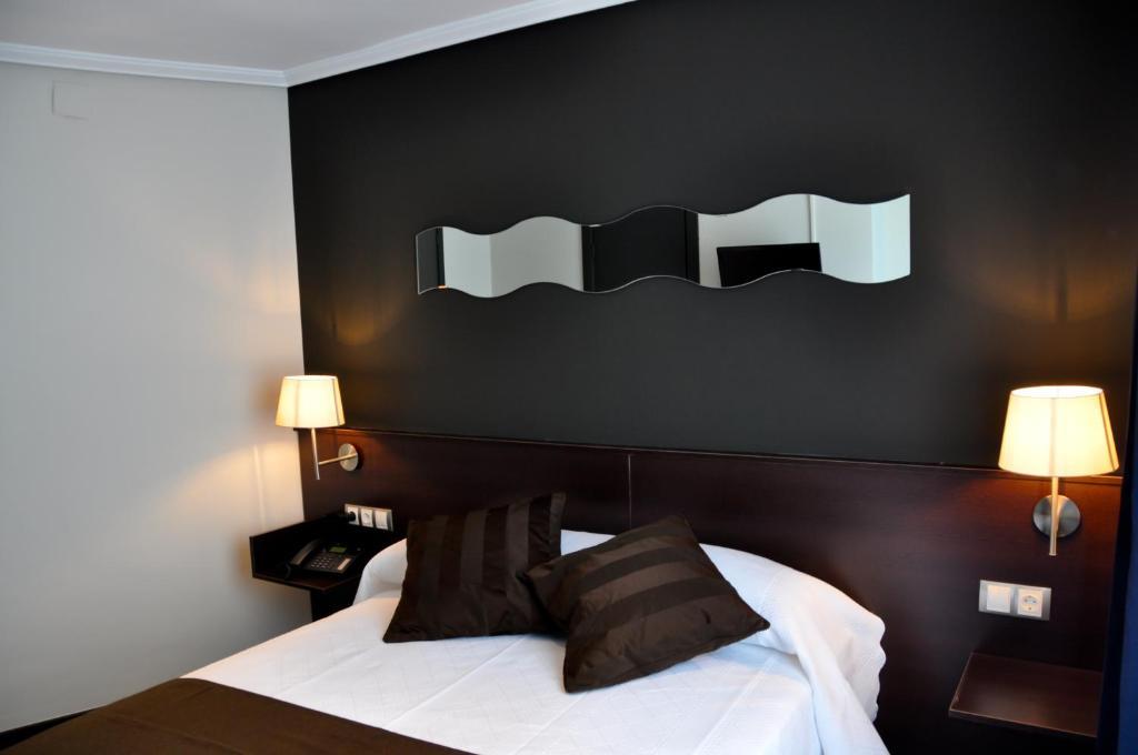 Hostal La Rotonda Ourense Værelse billede